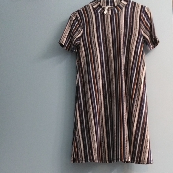 BCB Generation Size Small Short Sleeve Vintage Style Midi Dress - Picture 4 of 5